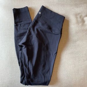 Lululemon Wunder Under HighRise Black Leggings Sz6